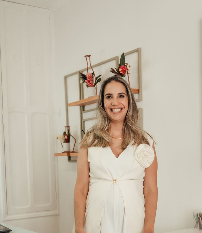 Dra. Camila Hypólito